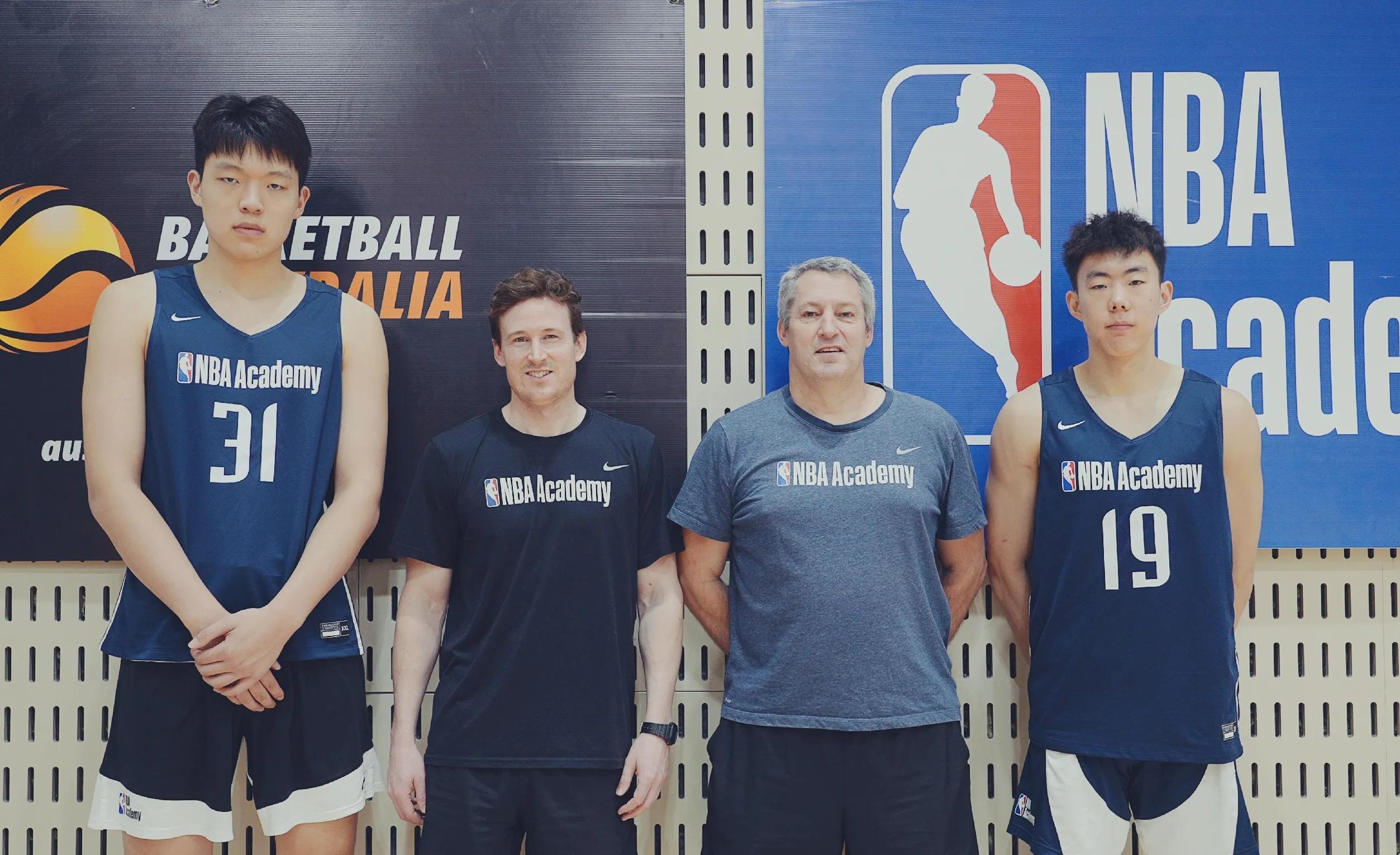 加时末段深圳男篮调整名单以备NBA季后赛，门线救险环节打磨，气氛紧张，数据趋势出现新变化的简单介绍