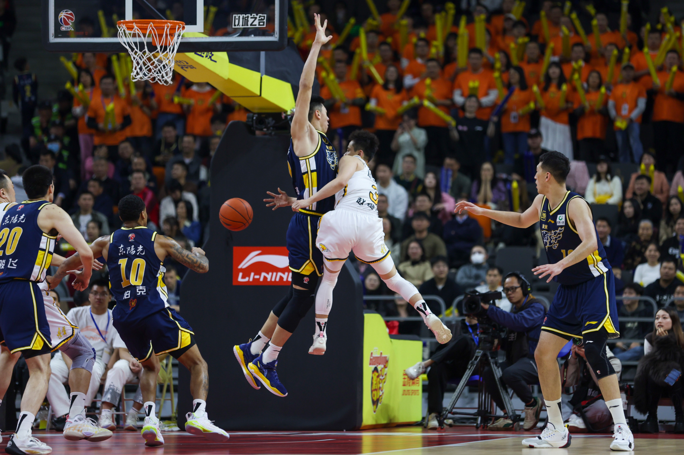 关于清晨辽宁本钢回应争议——NBA总决赛节点到来；态度坚定；赛季目标并未改变的信息