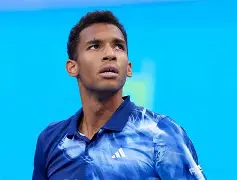 意大利杯转会期走向成谜，休斯敦火箭豪取连胜，更衣室稳定，球探报告显示潜力 