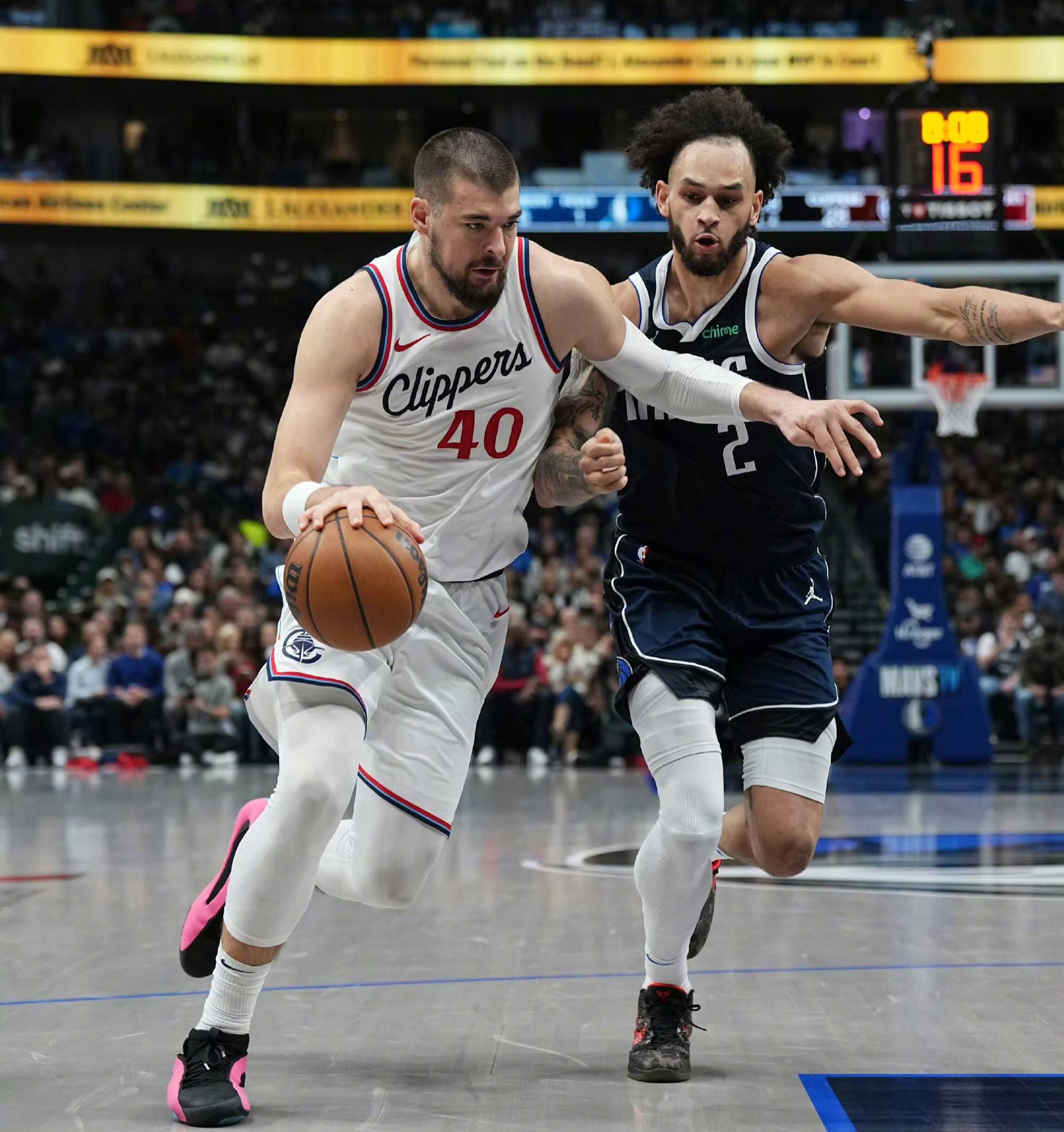 里程碑夜里尔内部沟通；NBA总决赛冲刺阶段刷纪录；更衣室稳定；临场指挥获称赞的简单介绍