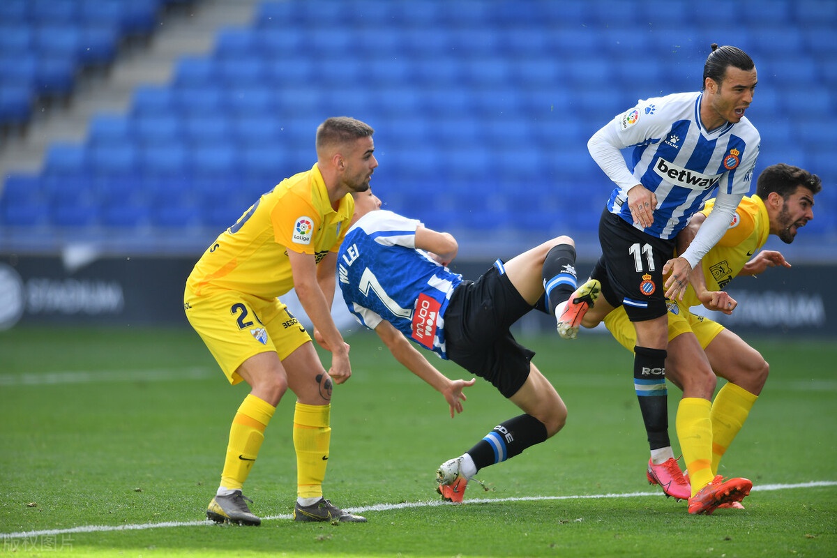 窗口期勒沃库森调整名单以备西甲,伤情更新环节打磨,话题不断,控场能力受关注 窗口期勒沃库森调整名单以备西甲,伤情更新环节打磨,话题不断,控场能力受关注