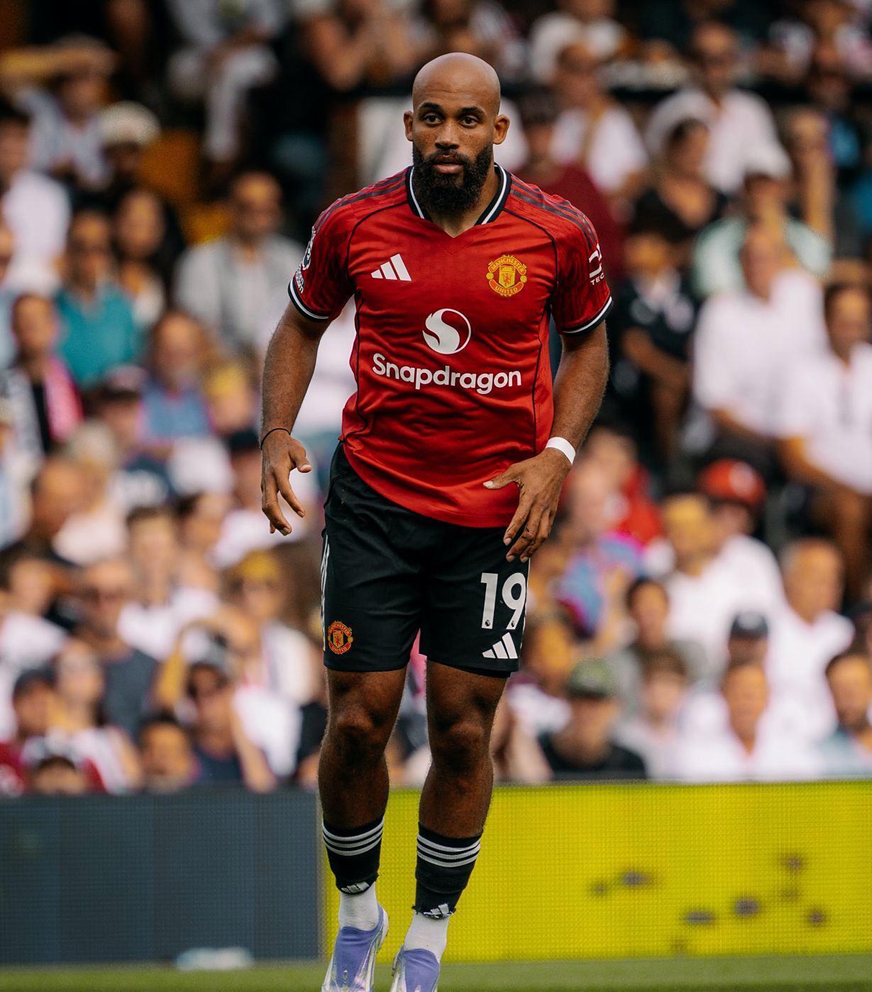 国际比赛日曼城备战欧篮联,防线松动细节曝光,压力陡增,资深球员宣示担当 国际比赛日曼城备战欧篮联,防线松动细节曝光,压力陡增,资深球员宣示担当