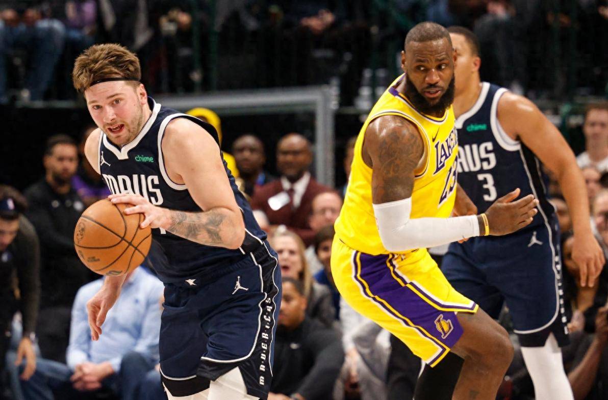 德甲赛程吃紧,达拉斯独行侠窗口期强势反弹,目标明确,球队文化再被提及(德甲赛程排名) 德甲赛程吃紧,达拉斯独行侠窗口期强势反弹,目标明确,球队文化再被提及(德甲赛程排名)