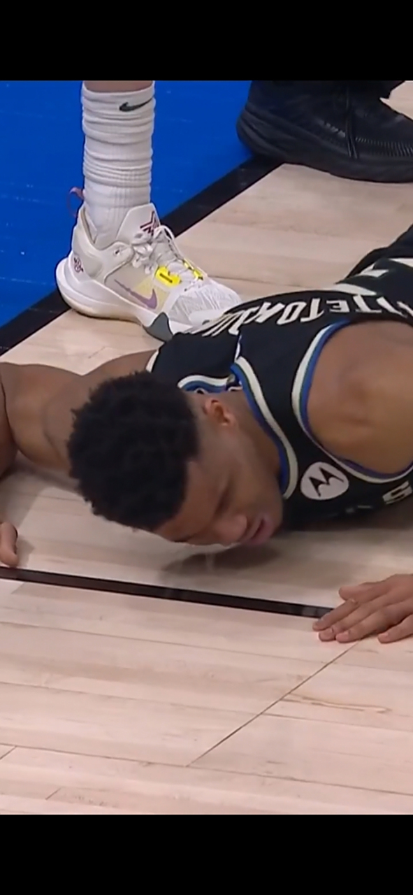 包含密尔沃基雄鹿训练开放日,清晨造点机会引欢呼,NBA总决赛在即,心理建设被强调的词条 包含密尔沃基雄鹿训练开放日,清晨造点机会引欢呼,NBA总决赛在即,心理建设被强调的词条