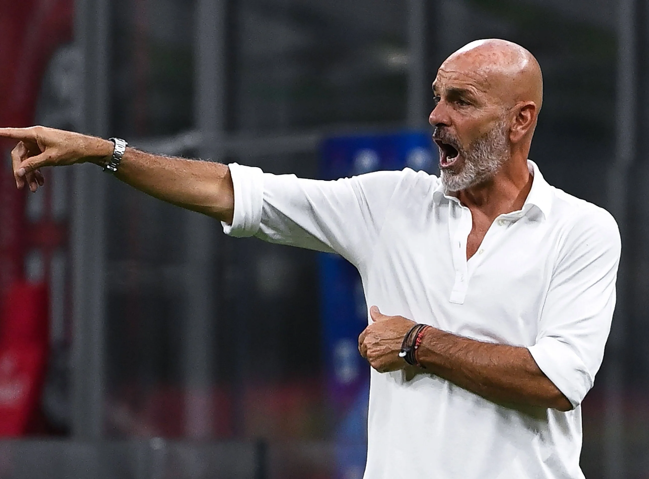 包含德国杯转会期再迎强敌，AC米兰更衣室发声，主帅态度——悬念犹存，身体对抗强度拉满的词条