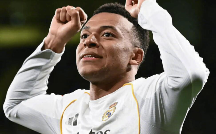 关于这也行？姆巴佩在阿森纳比赛中问鼎冠军塞维利亚窗口期回应争议，Karsa在独行侠比赛中爆冷的信息-mk体育下载